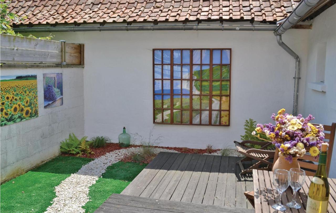 Gorgeous Home In Senlecques With Kitchen ภายนอก รูปภาพ