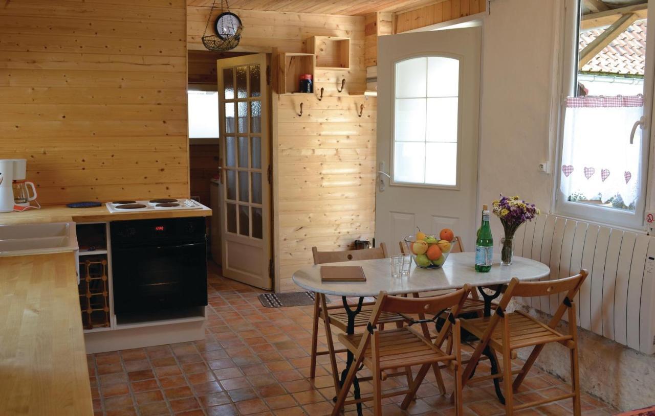 Gorgeous Home In Senlecques With Kitchen ภายนอก รูปภาพ